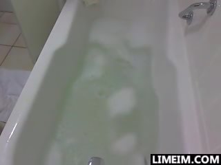 Latina Masturbates In The Bath Tub